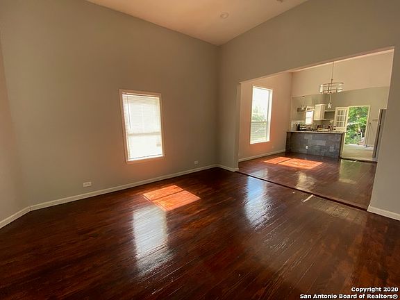 4th image of 2907 Monterey St