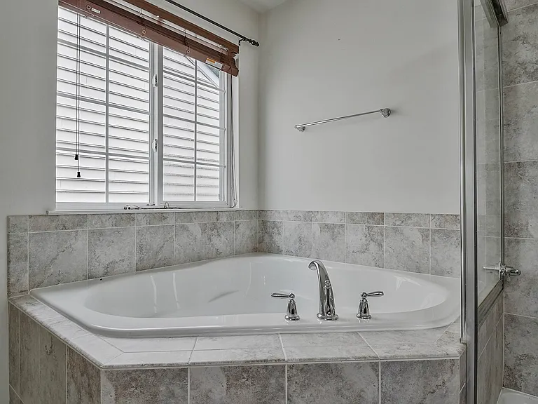 3461 Eagle Ridge Dr — Photo 27