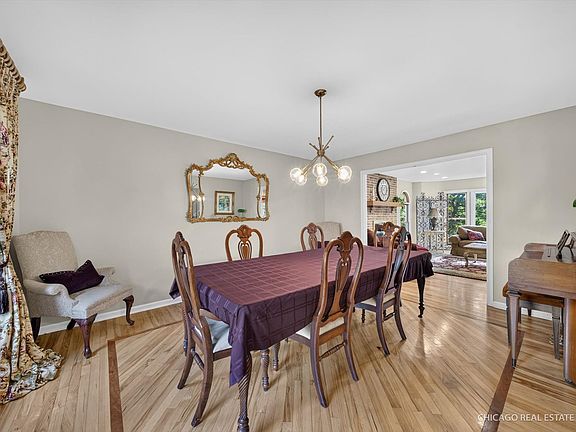 3rd image of 5N791 Ravine Dr