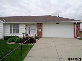 215 W Sloup Dr, Wahoo, NE 68066
