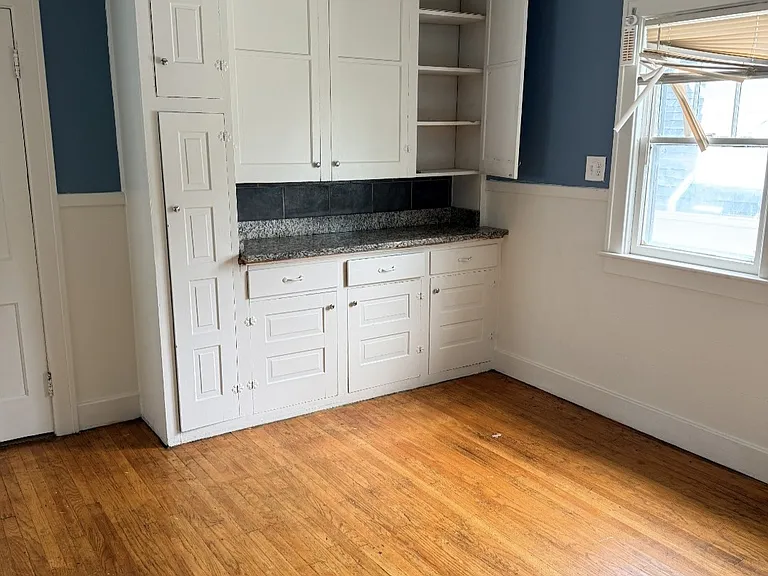 450 Cambridge Ave #2 — Photo 2