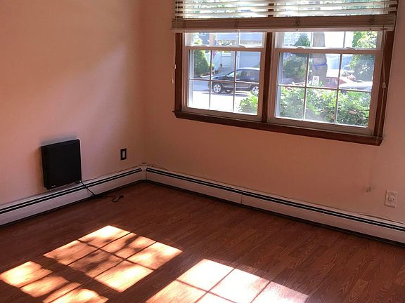 2nd image of 121 Corbin Ave
