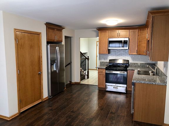 4th image of 17201 Loomis Ave