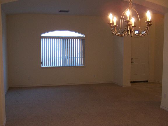 Living room & Dining Room