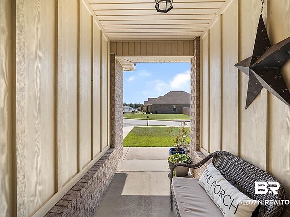 3rd image of 23750 Blythewood Ln