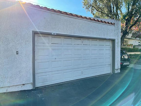 4th image of 50 Willowcrest Ln