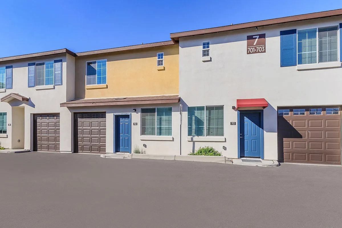 Building Photo - San Luciano Townhomes
