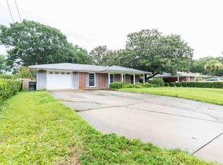 386 Oakland Cir NW, Fort Walton Beach, FL 32548