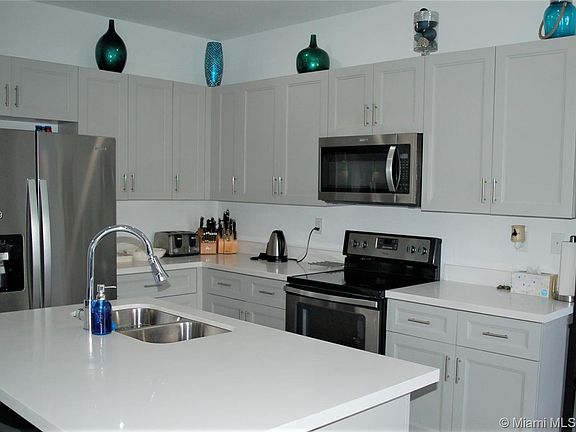 4th image of 4739 NW 48th Ter