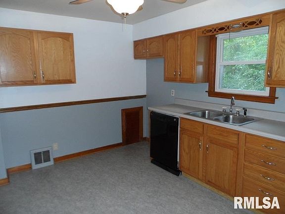 5th image of 1405 W West Aire Ave