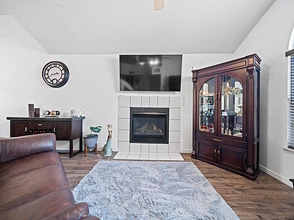 4th image of 7029 Crown Ridge Dr