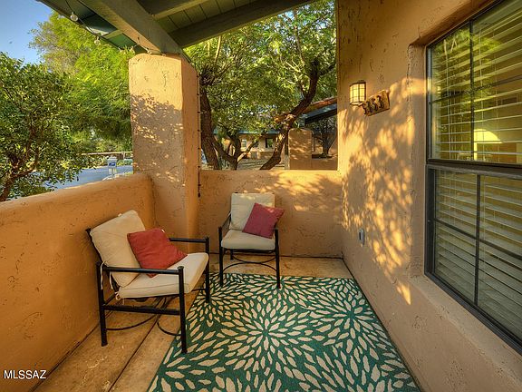 2nd image of 5353 N Paseo De La Terraza