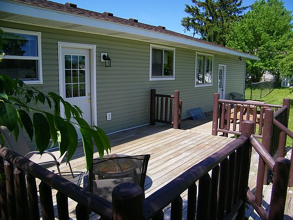 5th image of 104 Humphrey Dr