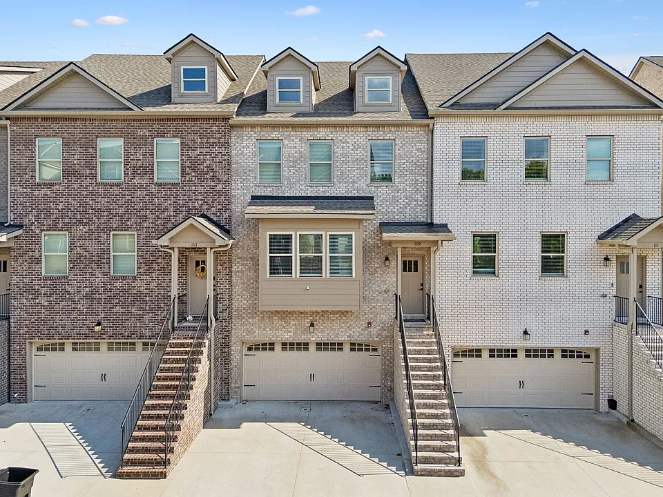 109 Charlotte Everly Cir