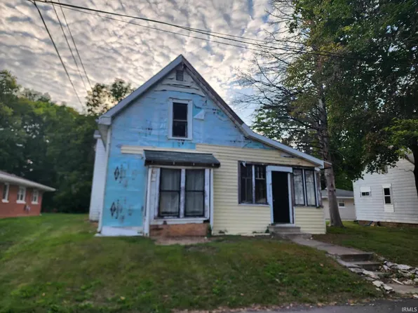 1212 S Race St, Marion, IN 46953