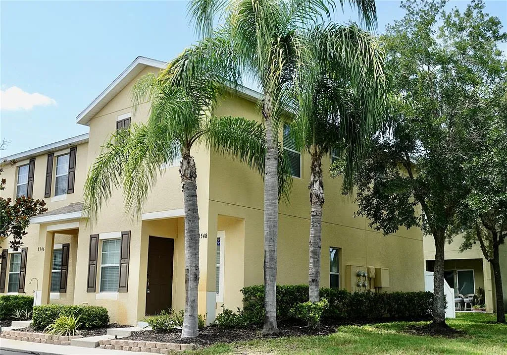 2 bed, 2.5 bath, 1192 sqft, $1,650 — Photo 1