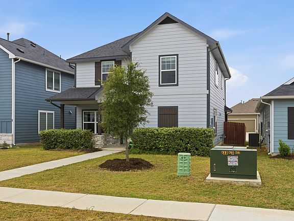 2nd image of 141 Everglades Dr