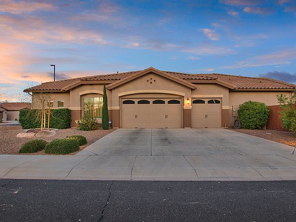3rd image of 2691 E Sourwood Dr