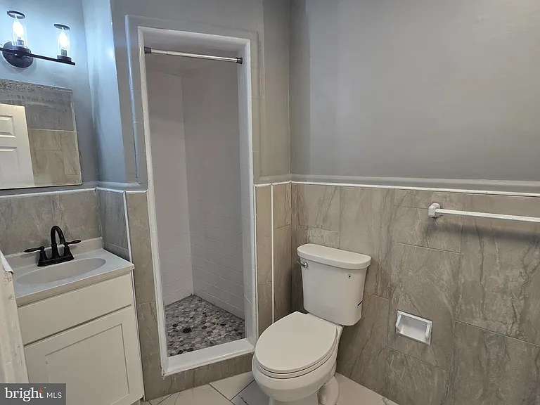 934 E Durard St #1 — Photo 6
