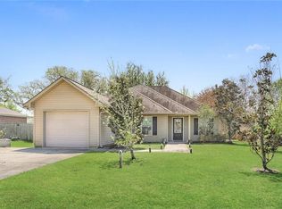 28468 Flamingo Dr, Ponchatoula, LA 70454