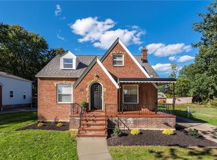 22090 Macbeth Ave, Fairview Park, OH 44126