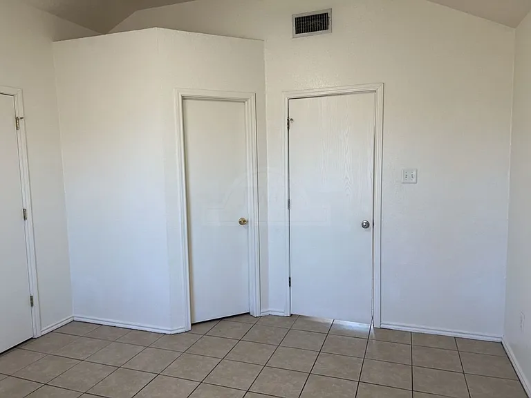 4305 Mattie, Killeen — Photo 15