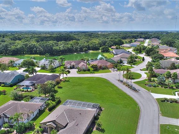 5th image of 4473 Fairway Oaks Dr