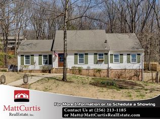 1211 Stonehurst Dr SE, Huntsville, AL 35801