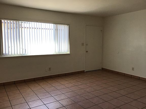 3rd image of 1962 Grand Ave APT A