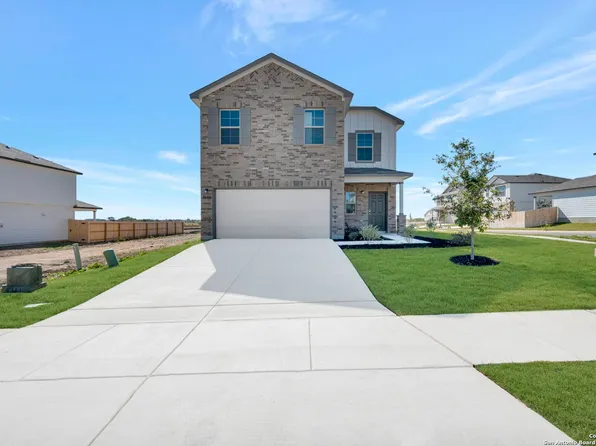 10402 White Hart Lane, Converse, TX 78109