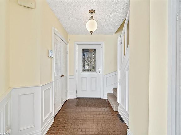 5th image of 524 Meadow Wood Rd