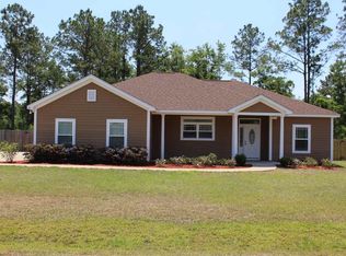 23 Carousel Cir, Crawfordville, FL 32327