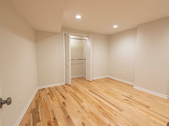 2nd image of 5039 N Troy St #G