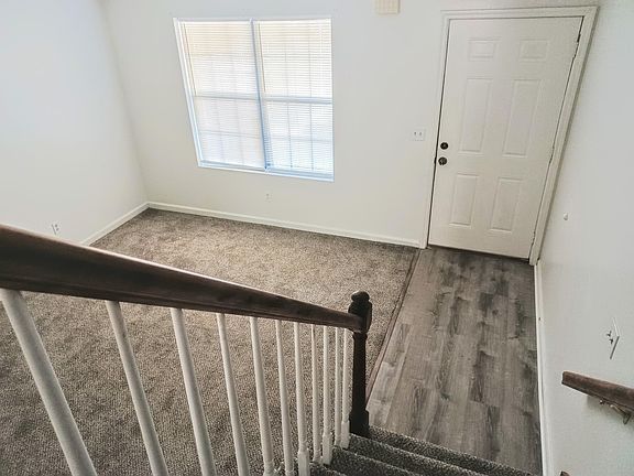 Entryway with easy care LVP flooring