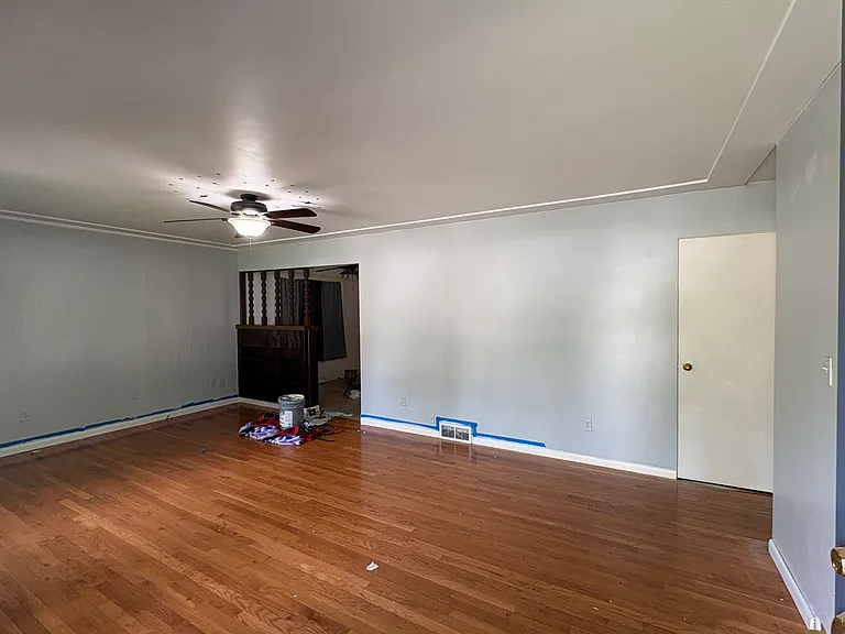 2419 Whitemore Pl — Photo 2