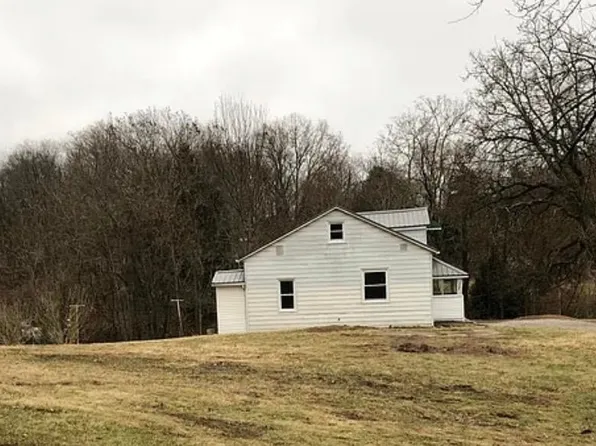7549 Manila Rd, Cambridge, OH 43725