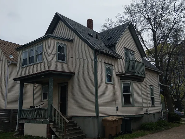 822 E Dayton St #2 — Photo 2
