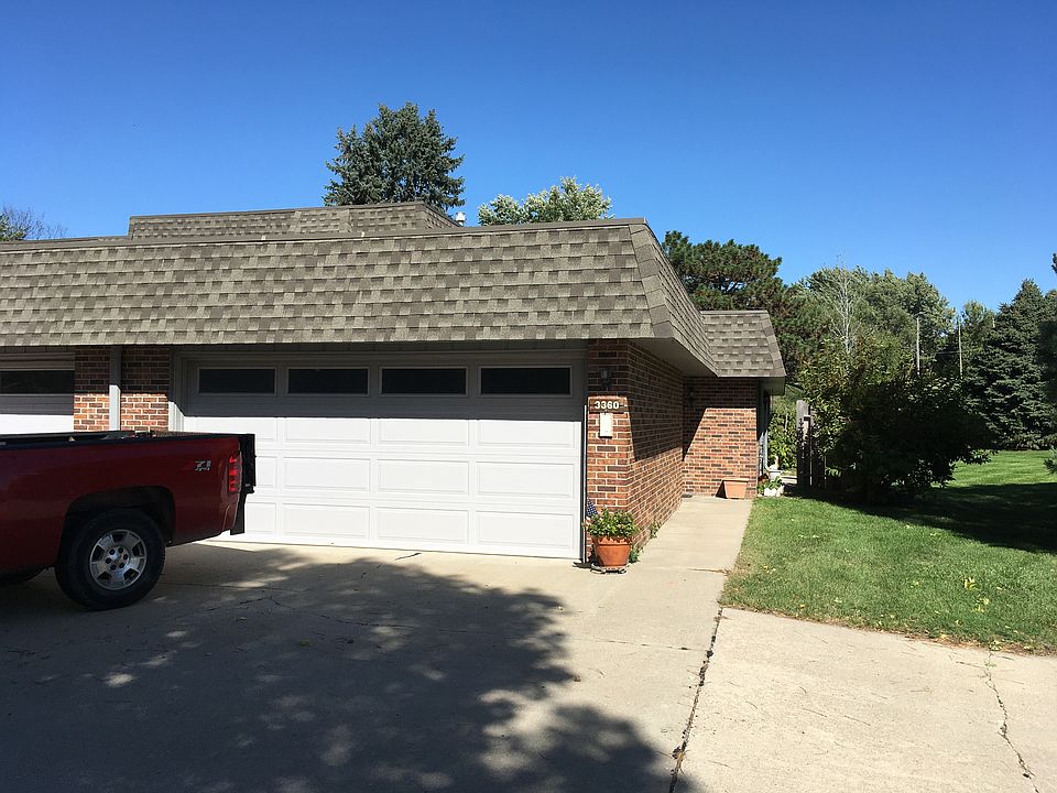 1st image of 3360 Neerpark Dr