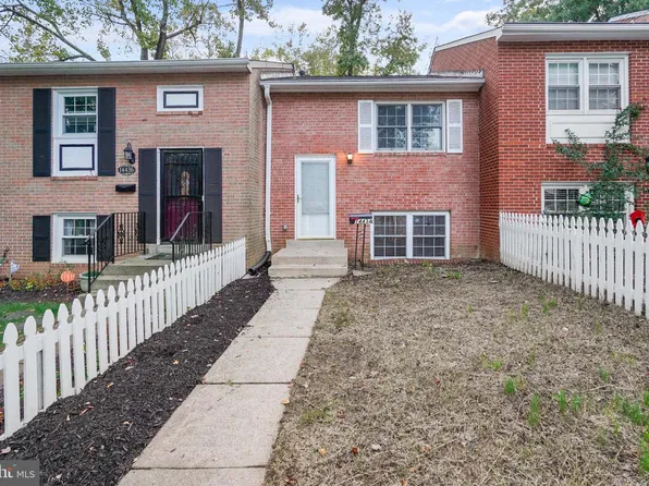 14434 Falmouth Dr, Woodbridge, VA 22193