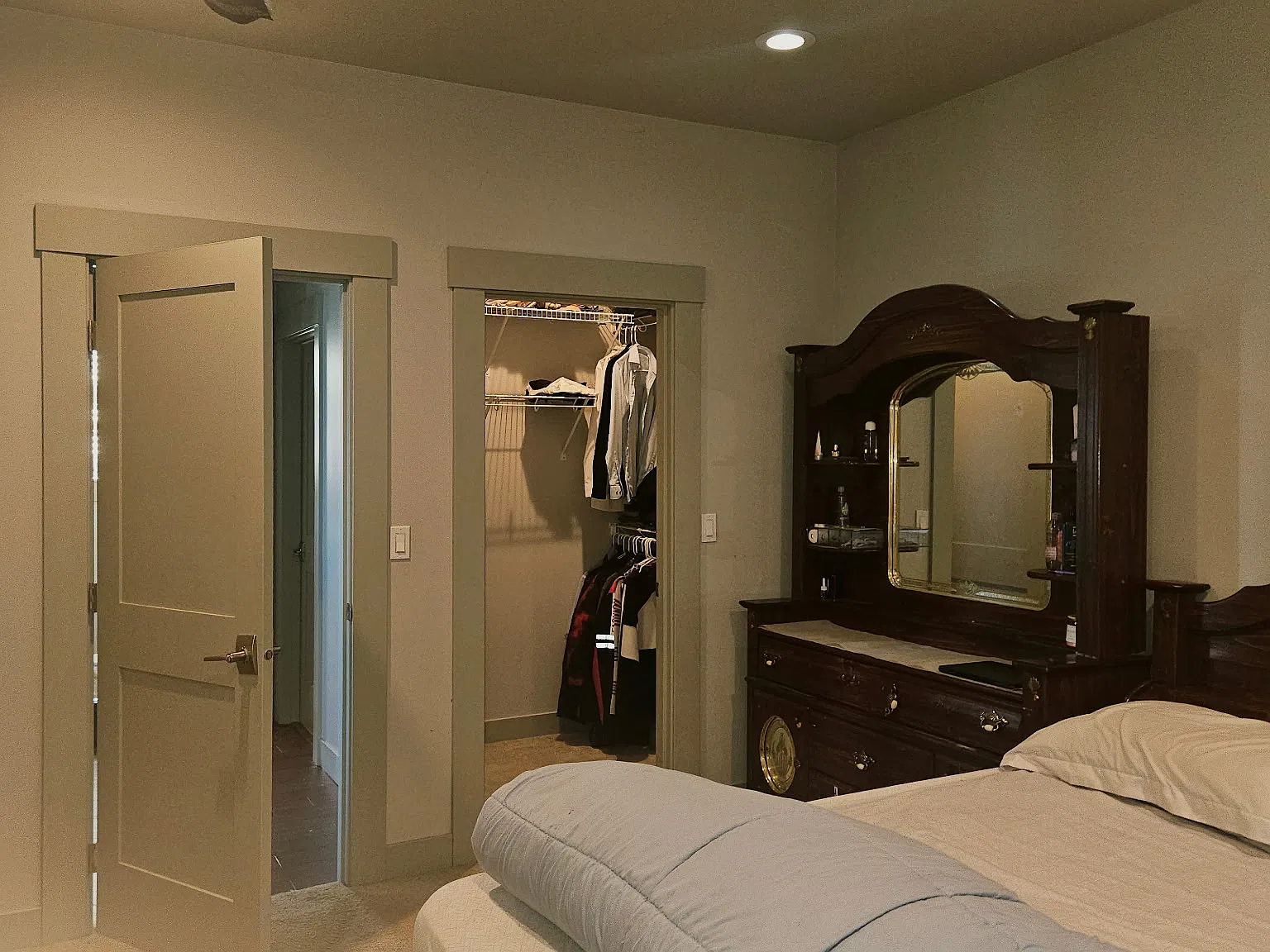 1 bed, 650 sqft, $1,800 — Photo 2