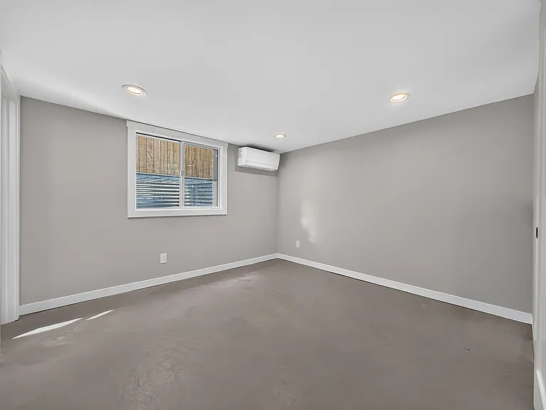 7924 13th Ave SW — Photo 11
