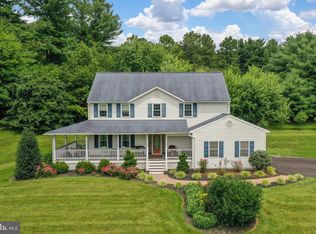 2521 Cedar Ridge Dr, Westminster, MD 21158