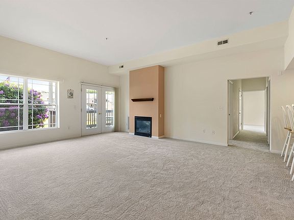 2nd image of 218 Reservoir St Unit 103