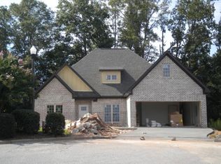 1416 Finchley Ct, Opelika, AL 36801