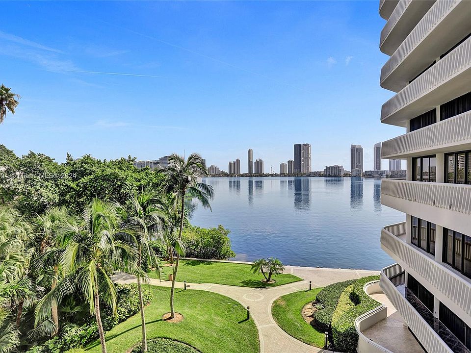 1st image of 3000 Island Blvd APT 403