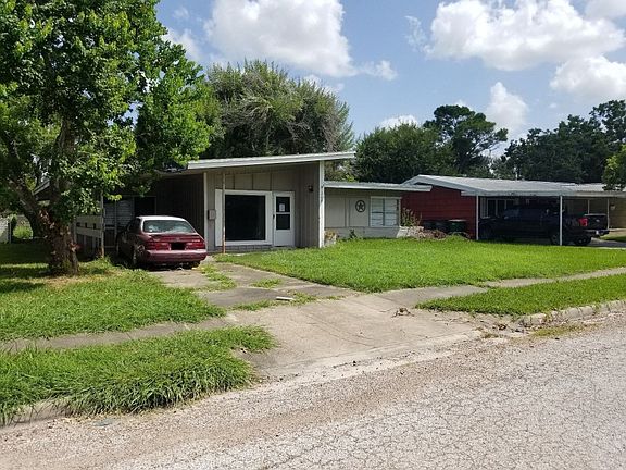 3rd image of 708 Morning Glory Dr