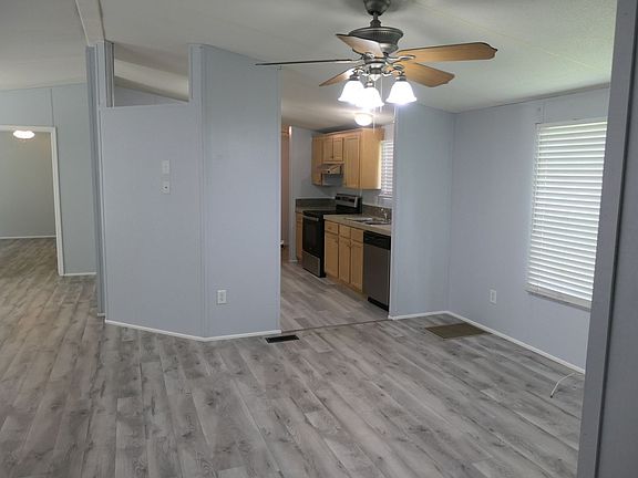 2nd image of 21 8th Ave