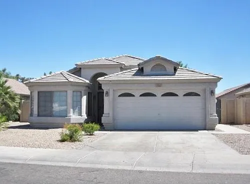 5763 W Freeway Ln Photo 1