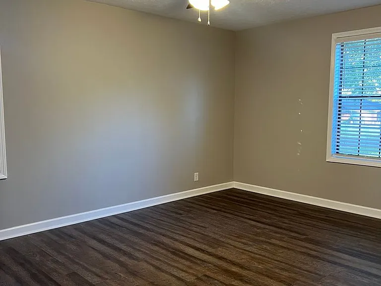 122 Forest Ave — Photo 17