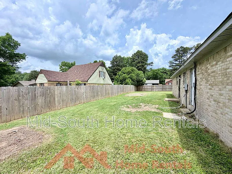4011 Double Tree Rd — Photo 19